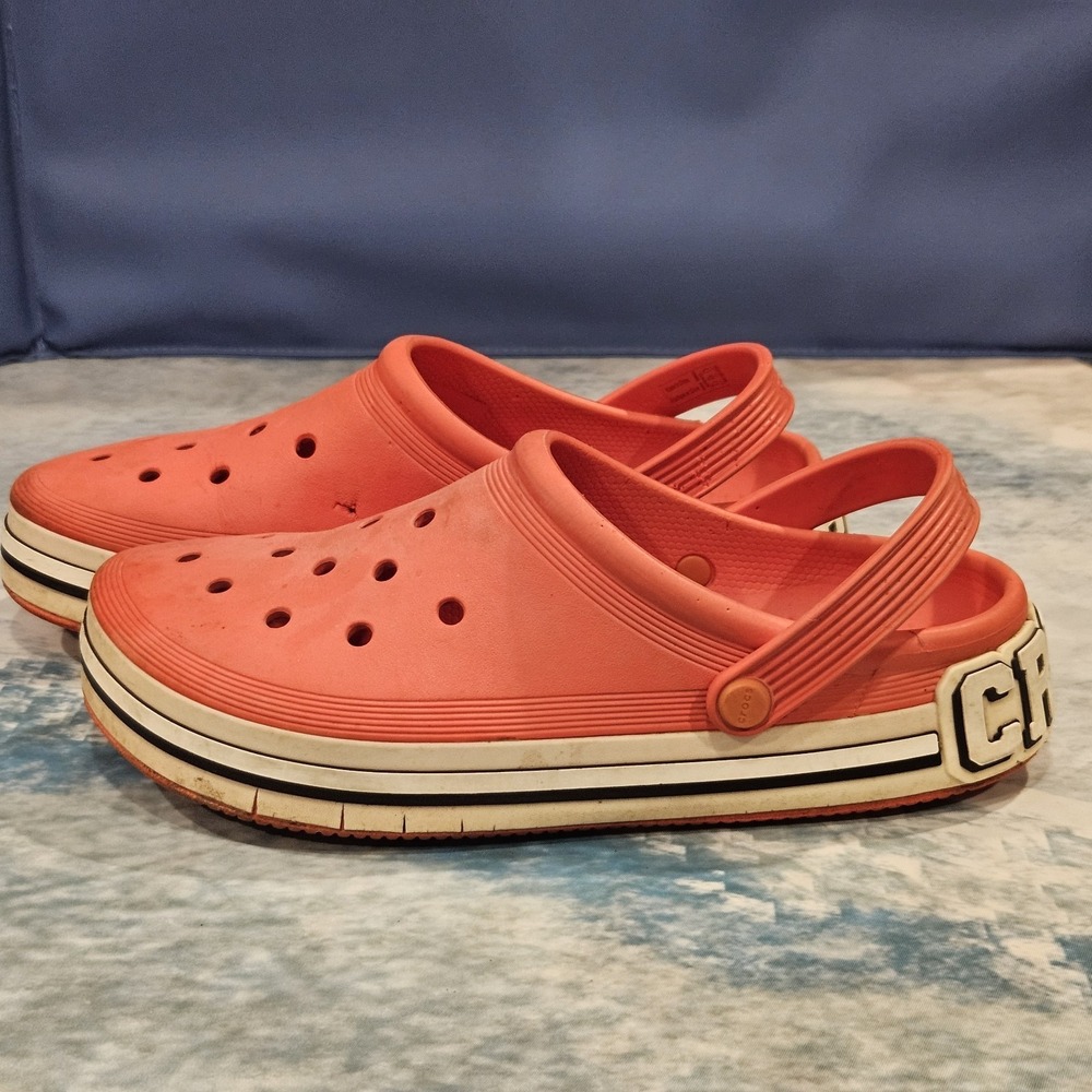 Crocs Crocband Red Clogs Men's 10 Women's 12 Slip On Shoes Fair Condition - Picture 2 of 9